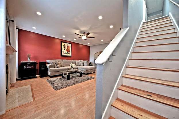 Foto del edificio - 9850 Pagewood Ln