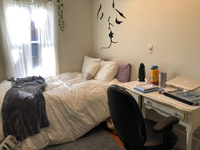 Foto del edificio - 104 Hammond St