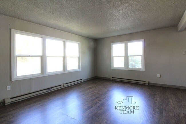 Foto del edificio - 3 Bedroom, 1.5 Bathroom Duplex in Richland