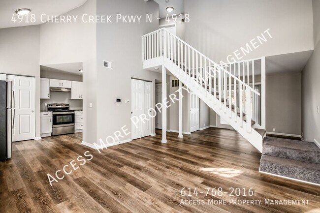 Building Photo - AWESOME LOFT 3 BED DUPLEX WITH YARD - SOUT...