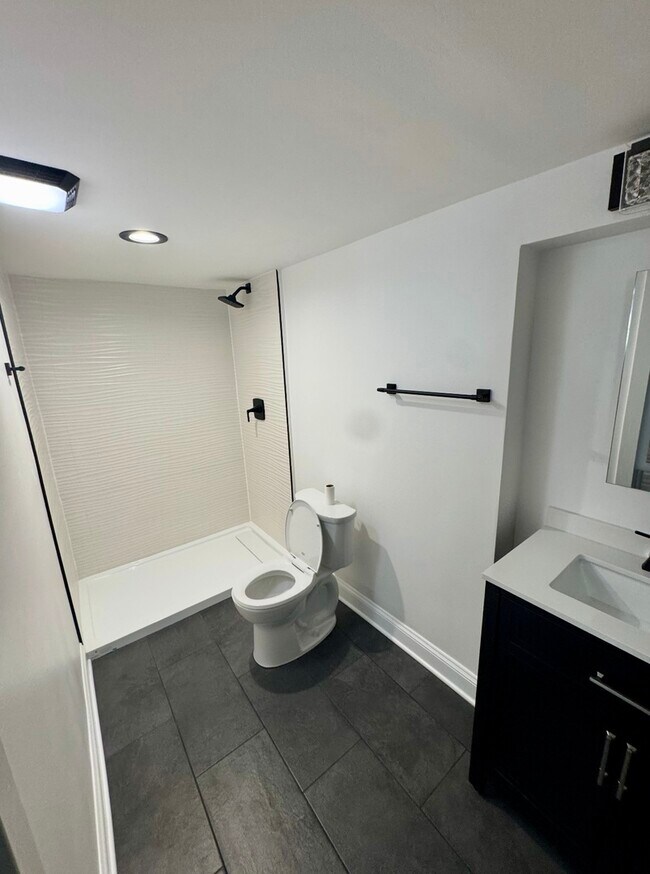 Foto del edificio - 5510 N Spaulding Ave