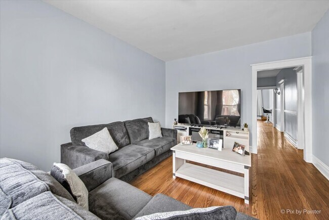 Foto del edificio - 5233 W Quincy St