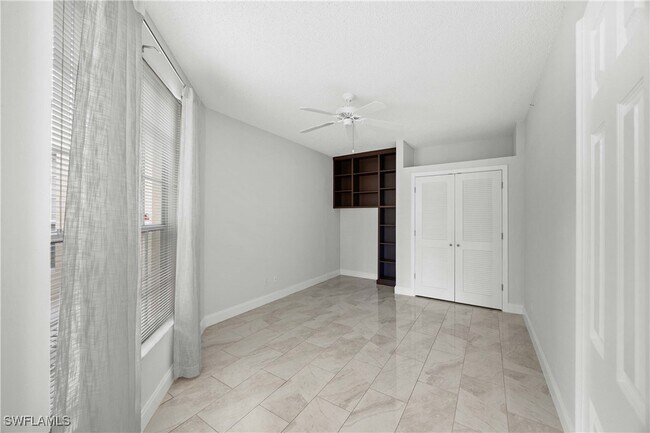 Foto del edificio - 85 Silver Oaks Cir