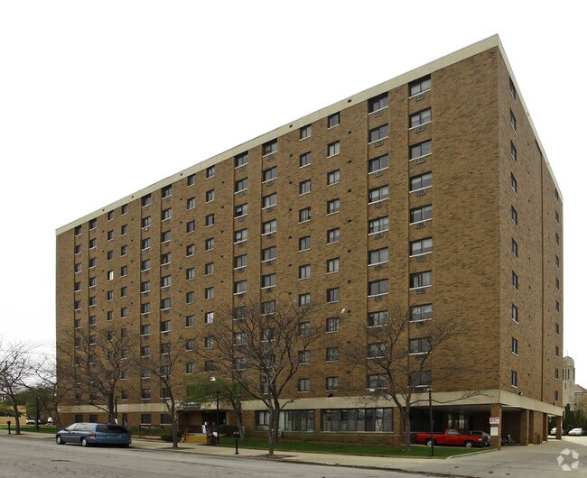 Foto del edificio - Fedor Manor Apartments