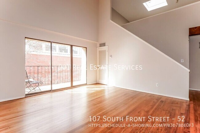 Foto del edificio - 107 S Front St