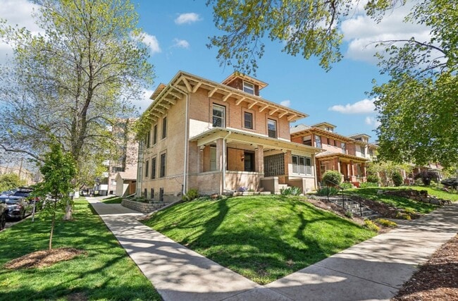 Building Photo - Modern 2BD/1BA Cheesman Park