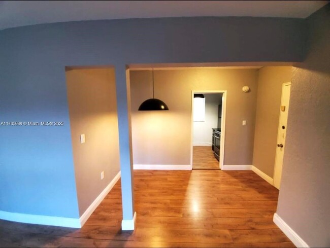 Foto del edificio - 655 83rd St