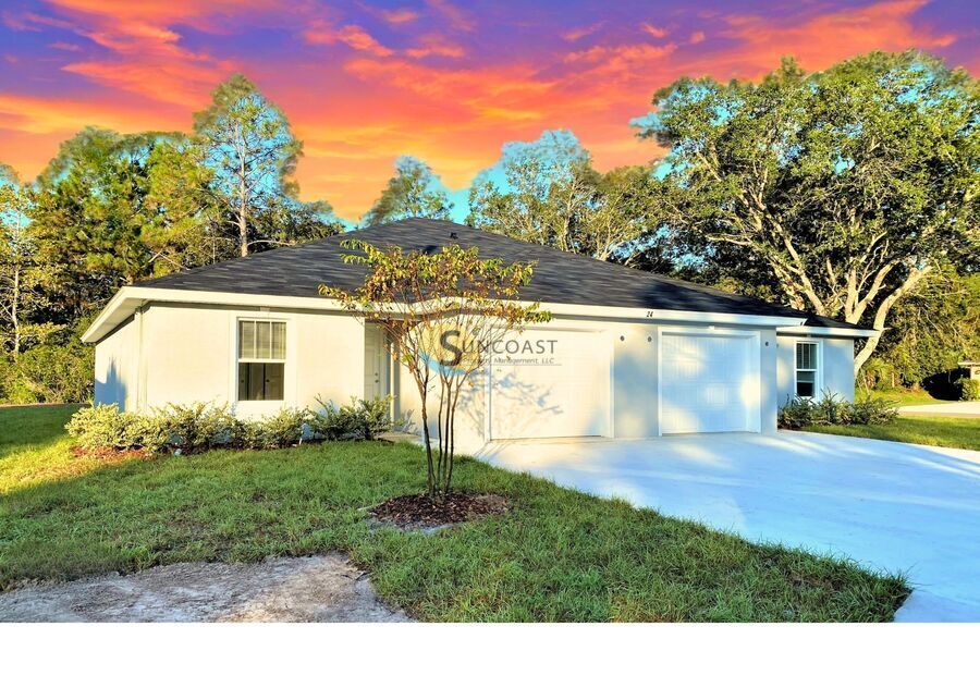 Primary Photo - Luxurious & Cozy 2/2 Ready in Pine Lakes!