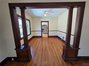 Building Photo - 706 Milton Ave