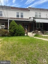 Building Photo - 1008 Stanbridge St
