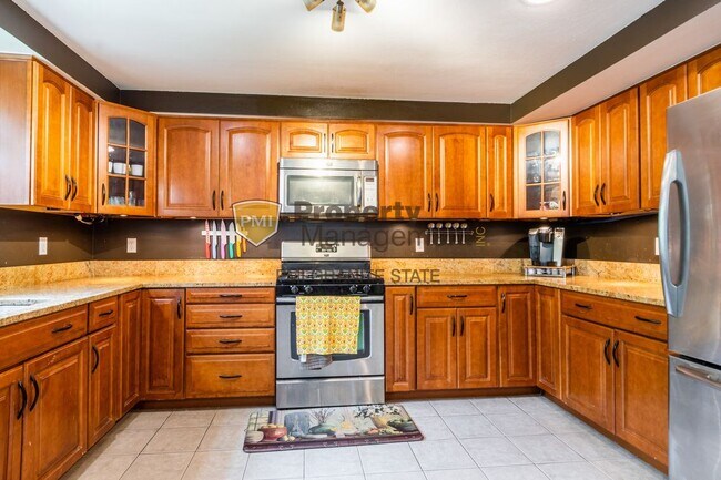 Foto del edificio - 4 Bedroom 4 Bath Single family Home