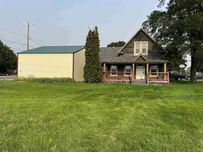 Primary Photo - 1928 N Park Rd
