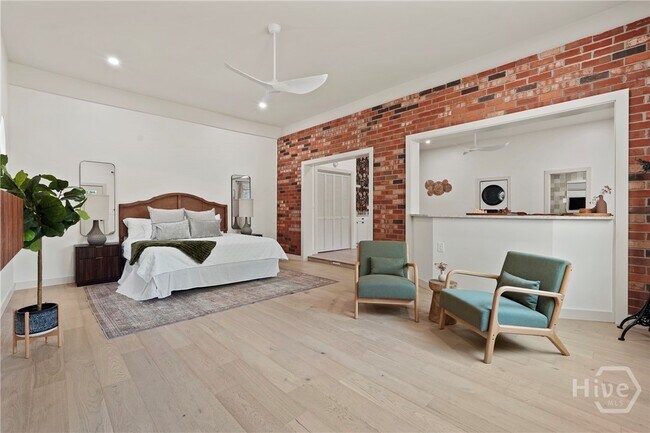 Foto del edificio - 1112 Walthour Rd