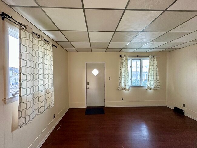 Foto del edificio - 105 W Chartes St