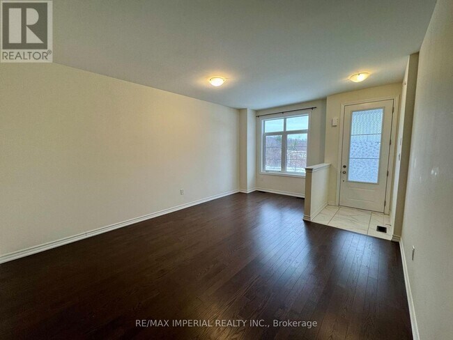 Photo du bâtiment - 23 Bowline Vis