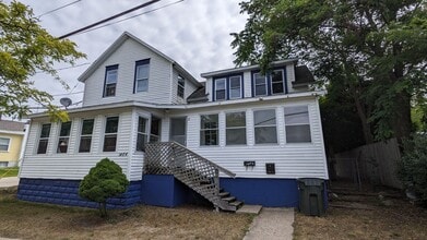 Building Photo - 1464 Beach St