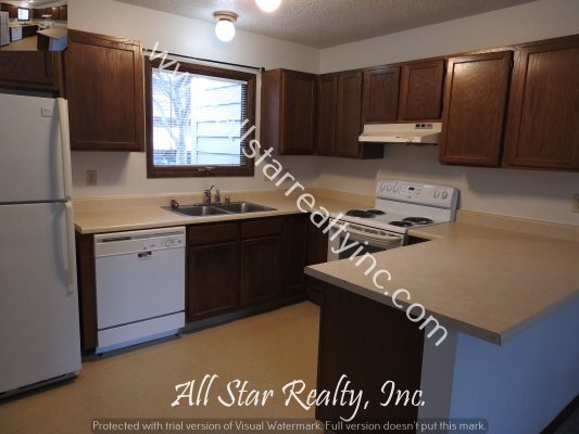 Building Photo - 7301 Woburn #2- Southside 1 bedroom with W...