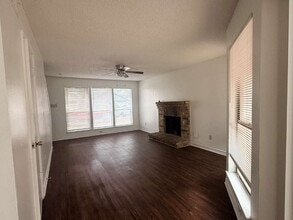 Building Photo - 9824 Ardash Ln