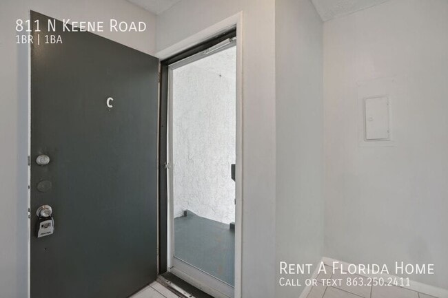 Foto del edificio - 811 N Keene Rd