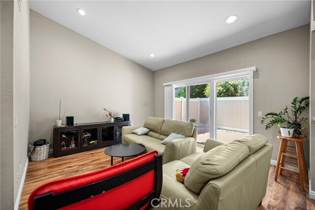Building Photo - 1315 Albariza Pl