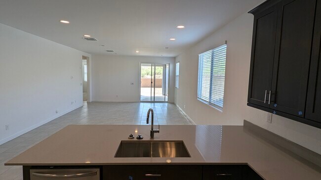 Foto del edificio - 3179 W Morning Vista Ln