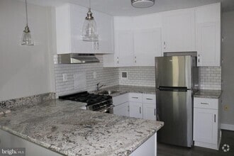 Building Photo - 6621 Wakefield Dr