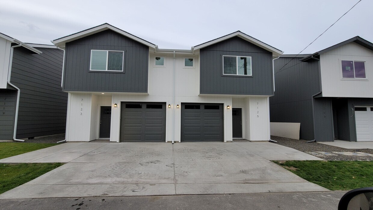 Foto principal - 7125 E Pacific Way