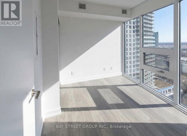 Building Photo - 19 Western Battery Rd