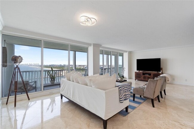 Foto del edificio - 2200 S Ocean Ln