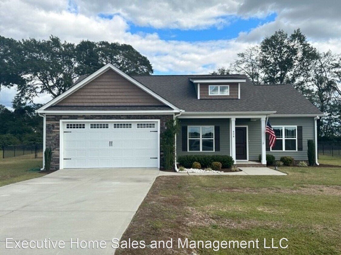 3 br, 2 bath House 424 Willow Pond Dr House Rental in La Grange, NC