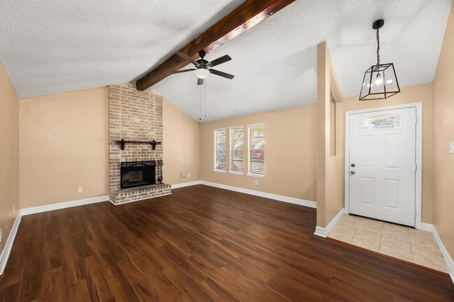 Building Photo - 1014 Three Forks Dr