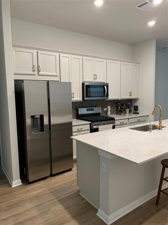 Foto del edificio - 2420 Danbury Ln