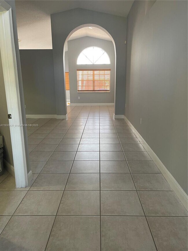 Foto del edificio - 16469 SW 100th Terrace