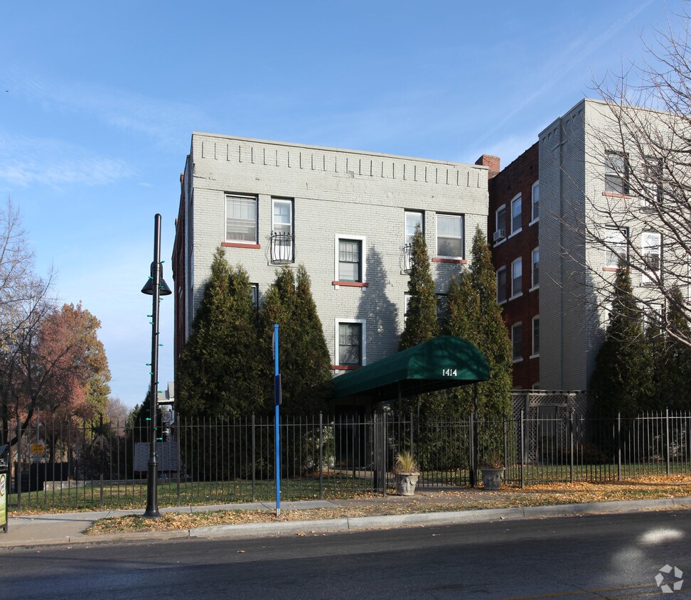 Bakers Corner Apartments Kansas City, MO