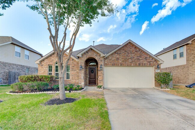 Foto del edificio - 6519 Point Hollow Ln