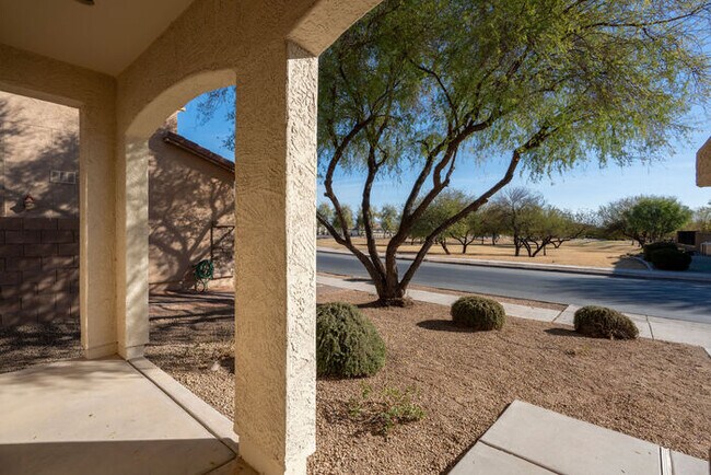 Foto del edificio - 3 bedroom Home!!