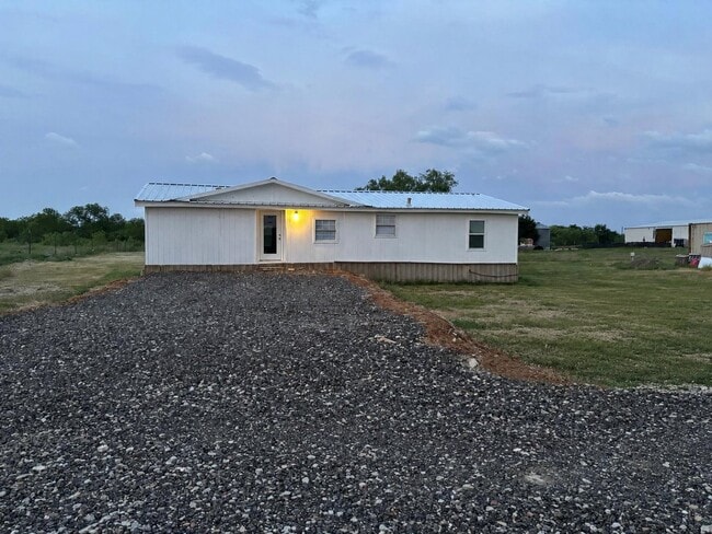 Photo - 13349 Friendship Rd House