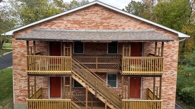 Building Photo - 1026 Southpark Dr