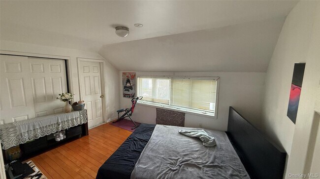 Foto del edificio - 45-57 160th St