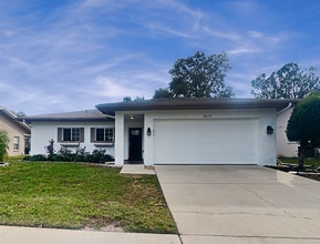 Building Photo - 8610 Sagewood Dr