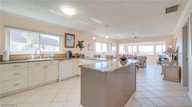 Building Photo - 4289 Mariner Way