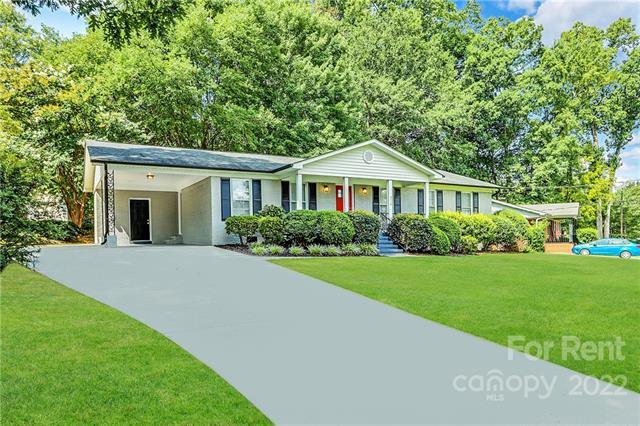 Foto del edificio - 2115 Helen Dr