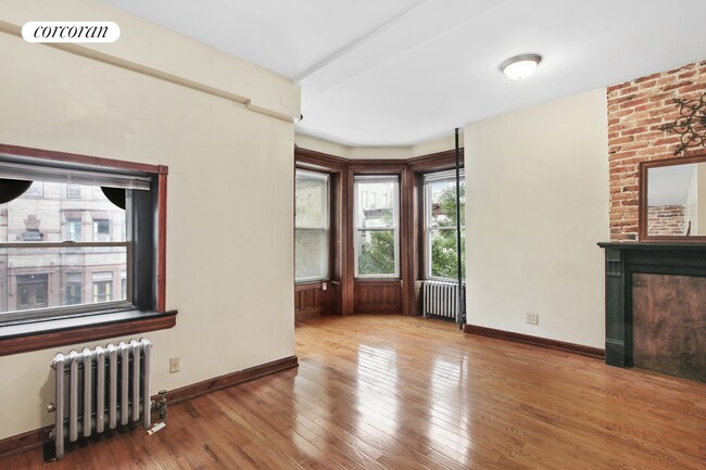 Foto del edificio - 1 Revere Pl
