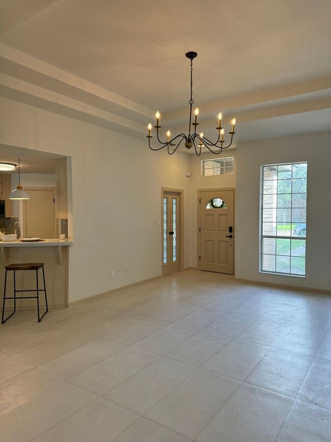 Building Photo - 1703 Terrace Dr