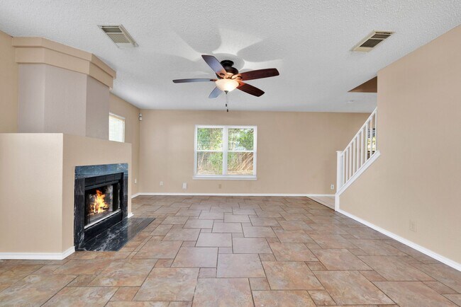 Building Photo - Located near 1604 & New Guilbeau.