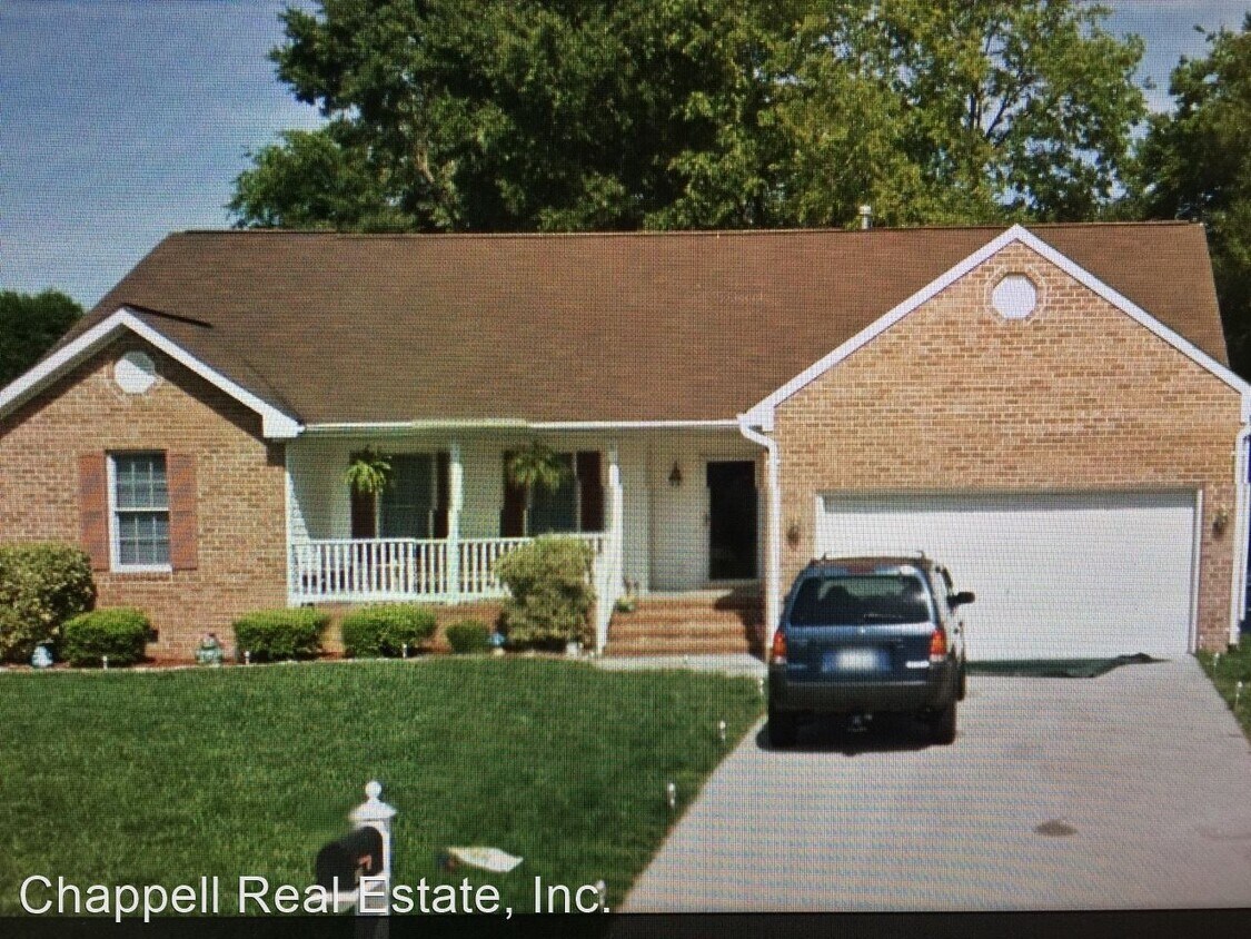 3 br, 2 bath House - 312 Shade Tree Drive - 3 br, 2 bath House - 312  Shade Tree Drive
