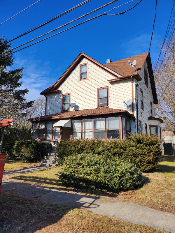 Foto principal - 954 Wells Pl
