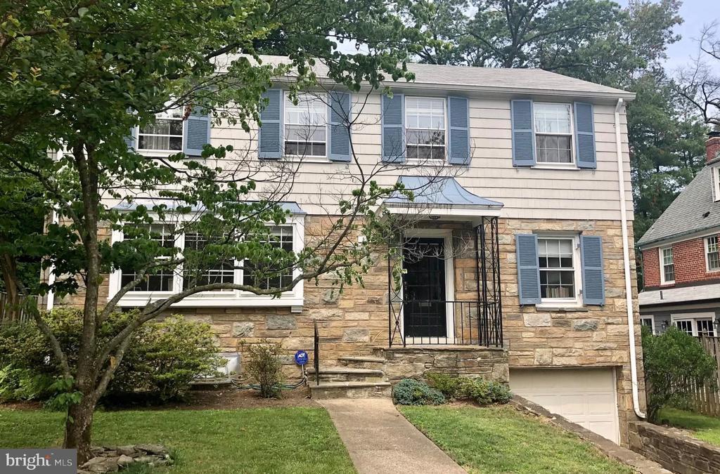 Foto principal - 3916 48th St NW