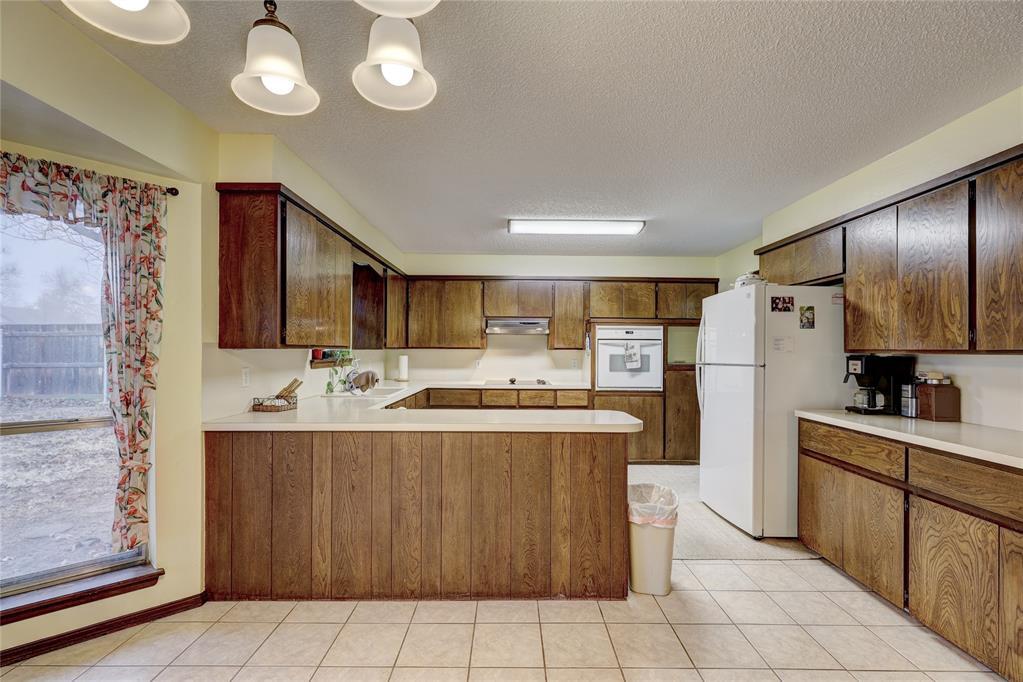 Building Photo - 617 SW 25th Pl
