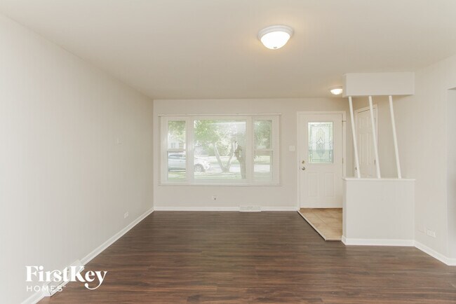 Foto del edificio - 3732 153rd St